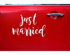 Bruiloft Autosticker Just Married 45cm -Feestartikelen Winkel bruiloft autosticker just married 45cm 2