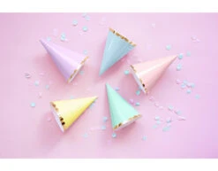 Gekleurde Feesthoedjes Pastel 16cm 6st -Feestartikelen Winkel gekleurde feesthoedjes pastel 16cm 6st 6