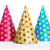 Gekleurde Feesthoedjes Stippen 16cm 6st -Feestartikelen Winkel gekleurde feesthoedjes stippen 16cm 6st