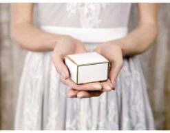 Geschenkdoosjes Rand Goud 6cm 10st -Feestartikelen Winkel geschenkdoosjes rand goud 6cm 10st 3