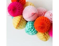 Honeycomb Bal XL Fuchsia 50cm -Feestartikelen Winkel honeycomb bal xl fuchsia 50cm 2