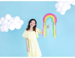 Pinata Regenboog 30cm -Feestartikelen Winkel pinata regenboog 30cm 2