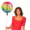 Regenboog Cijfer Ballon 20 Jaar 45cm -Feestartikelen Winkel regenboog cijfer ballon 20 jaar 45cm