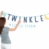 Twinkle Little Star Letterslinger 2 Delig -Feestartikelen Winkel twinkle little star letterslinger 2 delig