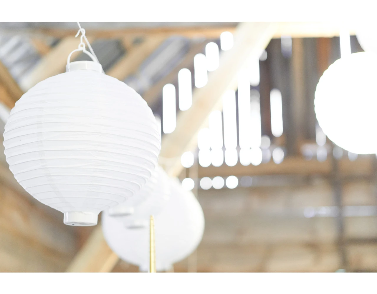 Witte Lampion Rond Met Lampje 20cm 7 Witte Lampion Rond Met Lampje 20cm - Afbeelding 5