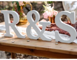 Witte Letter R Hout 20cm -Feestartikelen Winkel witte letter r hout 20cm 2