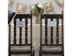 Wooden Signs Mr & Mrs Chair Signs -Feestartikelen Winkel wooden signs mr mrs chair signs 1